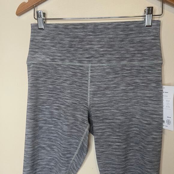 Athleta Transcend Texture 7/8 Gray Leggings - Picture 6 of 6